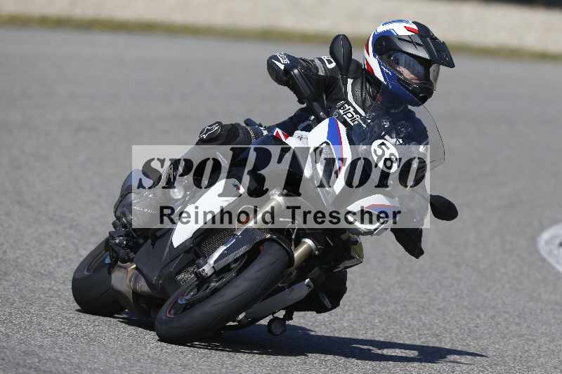 /01 02.04.2026 MAZ ADR/Gruppe gelb Gruppe gruen/58